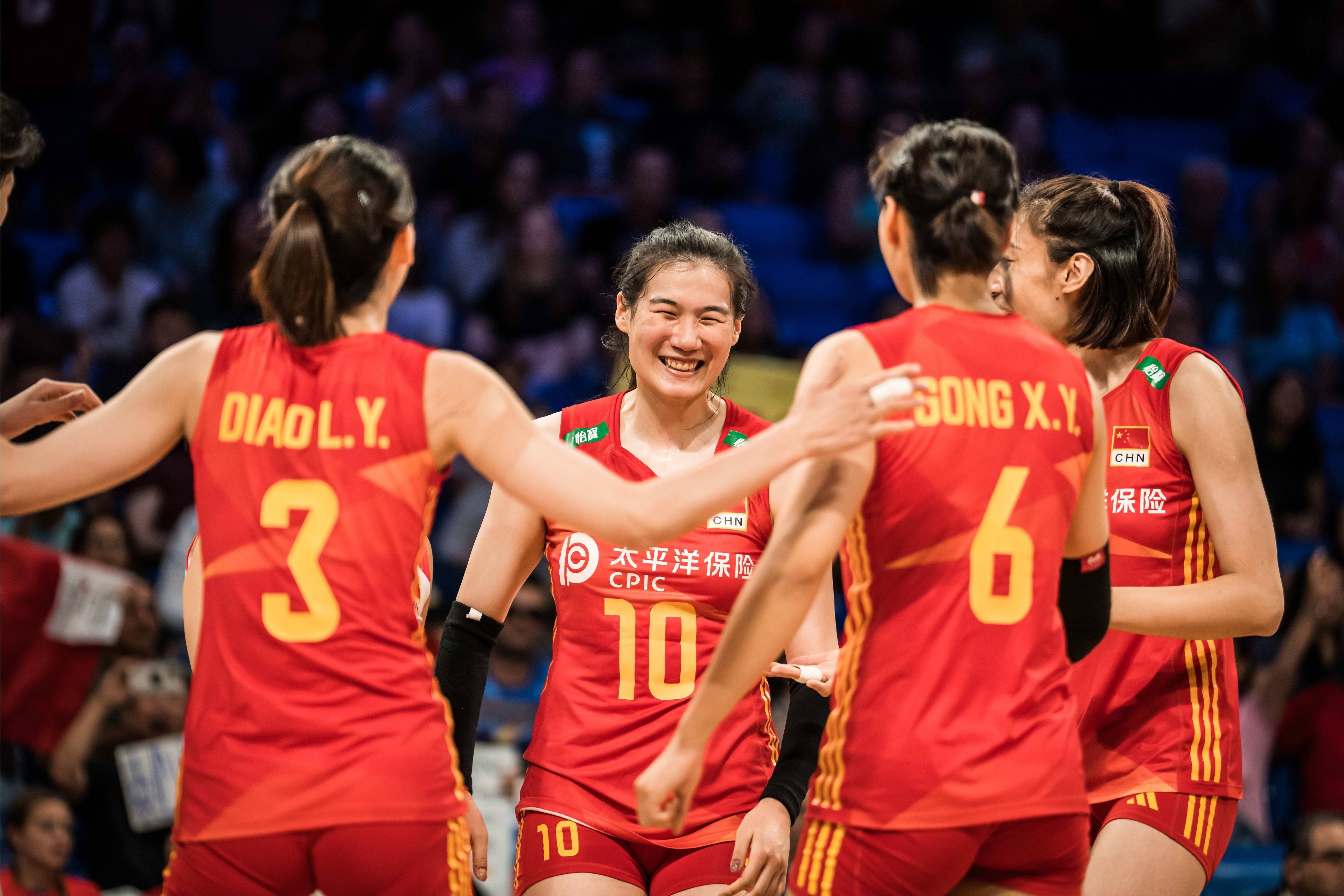关于中国女排获9.8万奖金！总决赛冲百万美元夺冠需过3关的信息